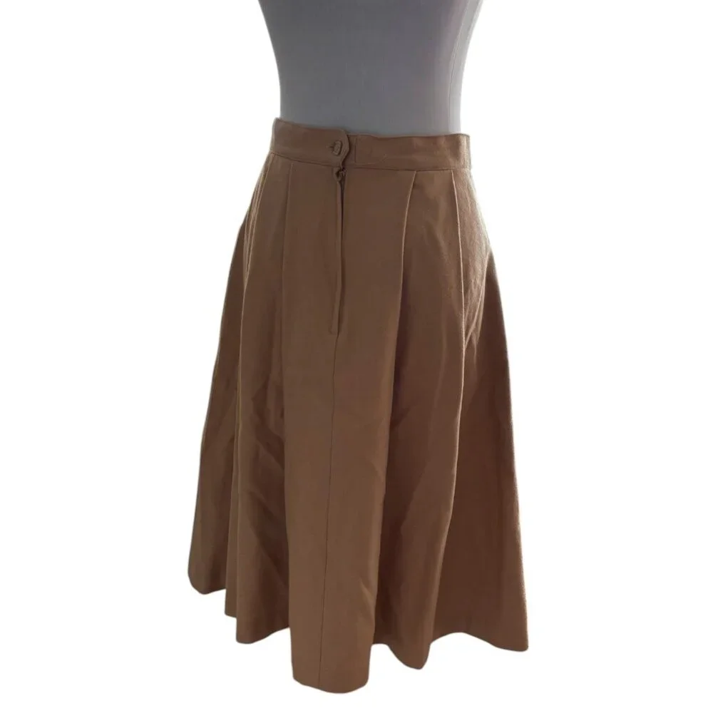 Vintage 70s Women's Size 7/8 tan Wool A-Line Pleat Front Midi Skirt with Pockets